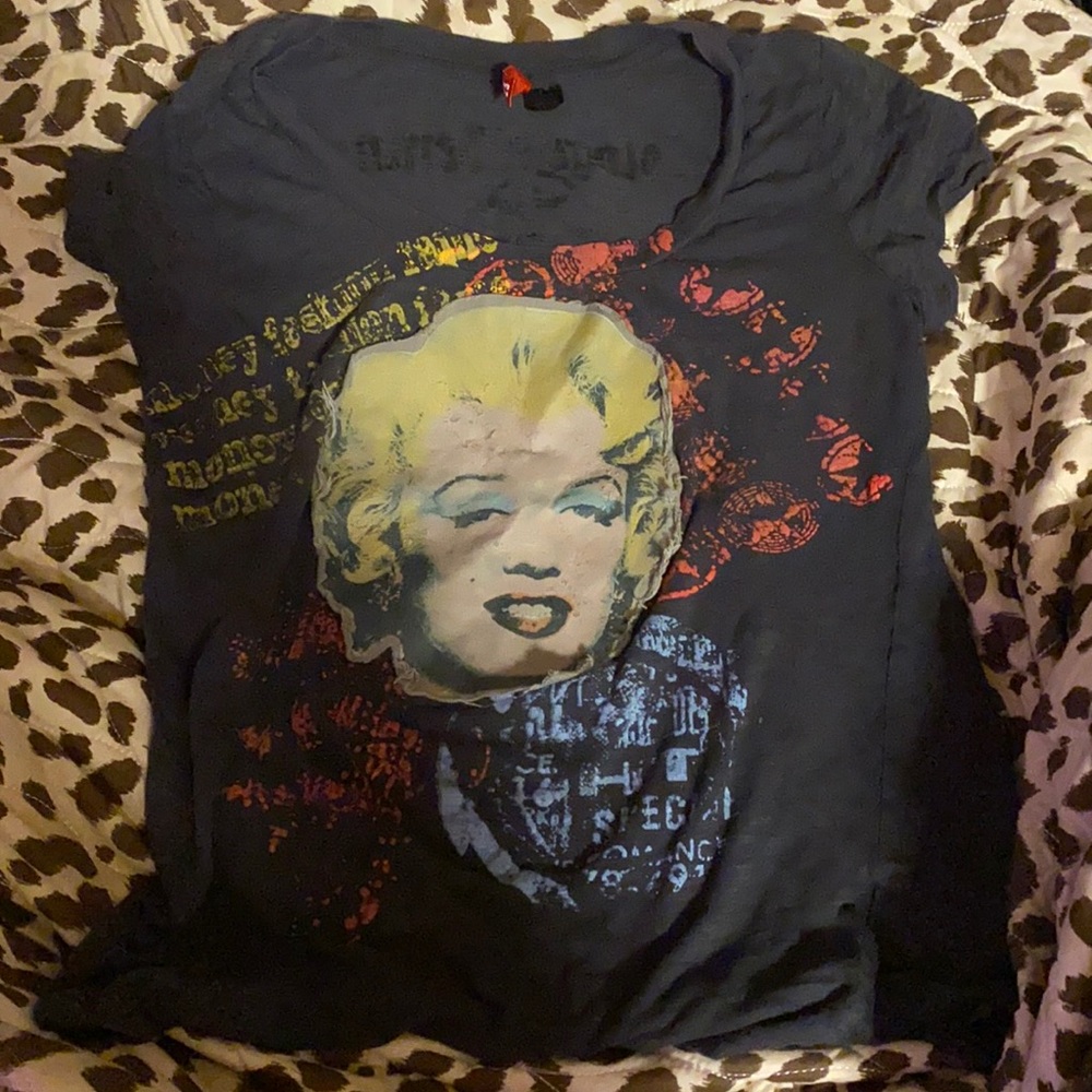 Marilyn Monroe top